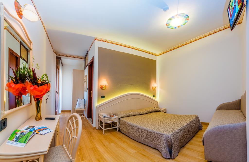 Hotel Europa Bibione Kamer foto