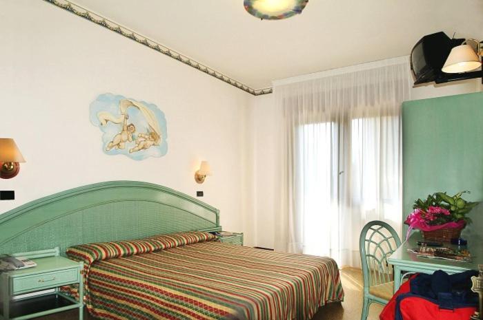 Hotel Europa Bibione Buitenkant foto